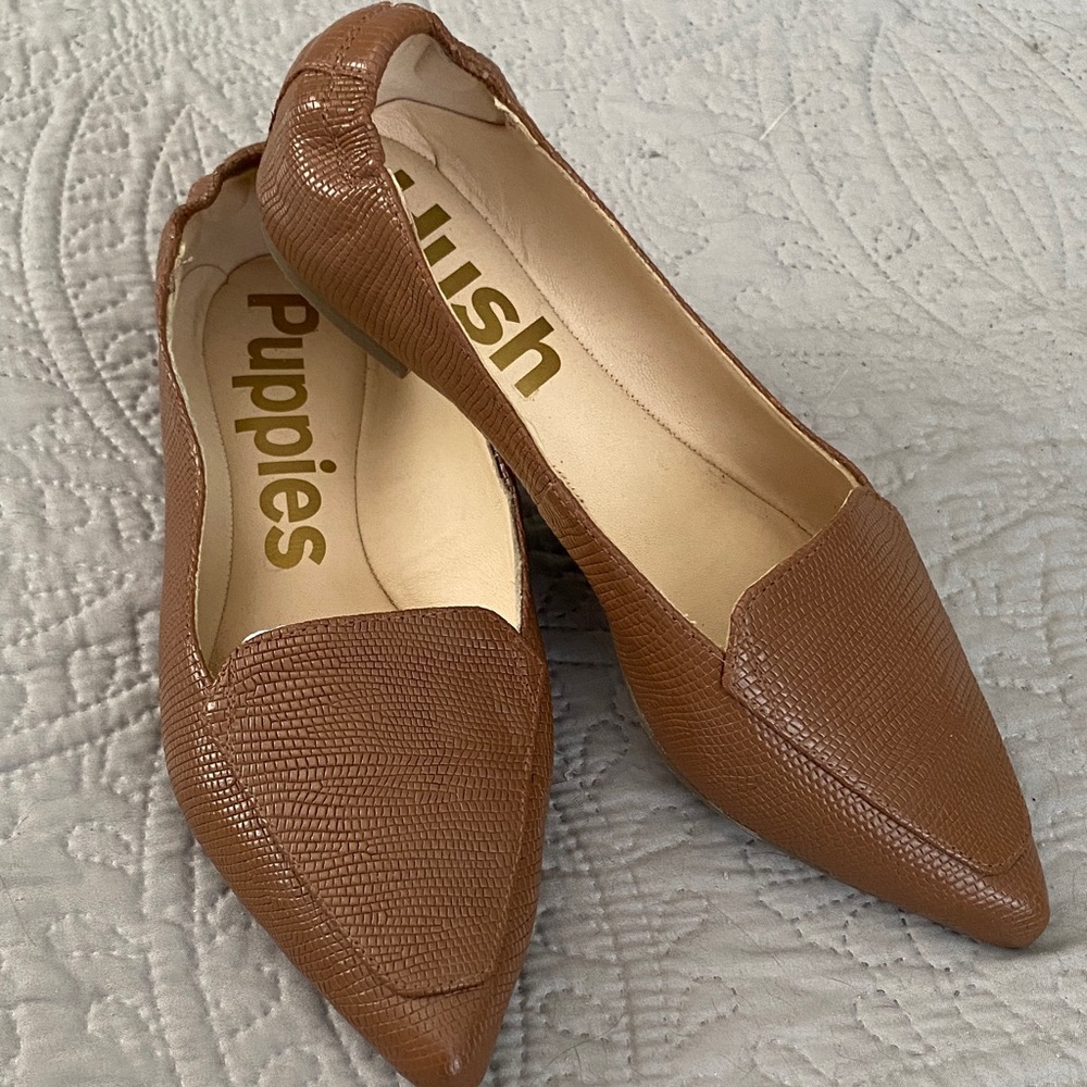 Hush Puppies Women's Tan Loafers